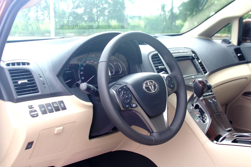 Toyota Venza 2013. Против всех правил